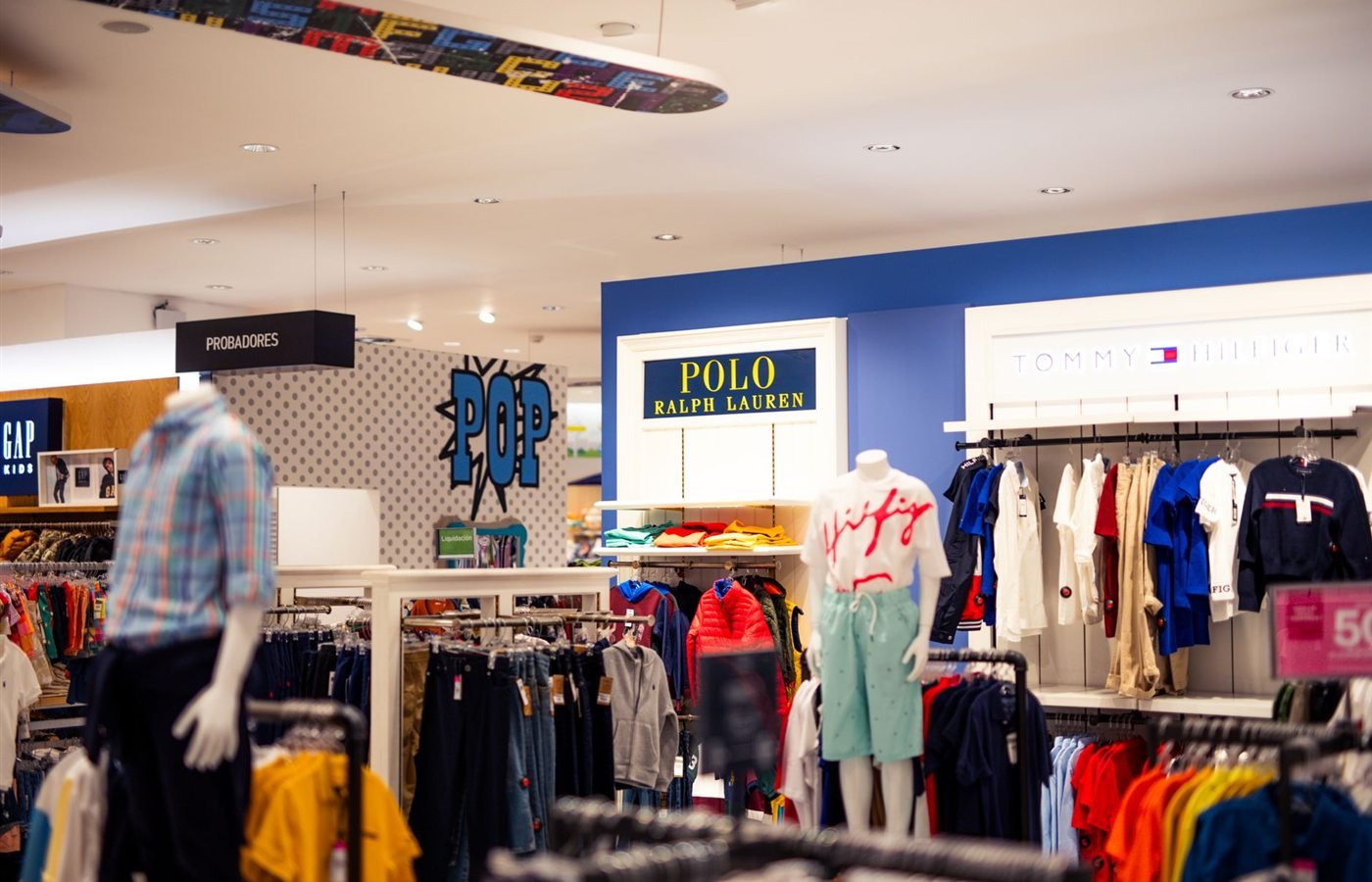 Tommy Hilfiger Style-Check: Passform, Versand und Retouren vor dem Kauf